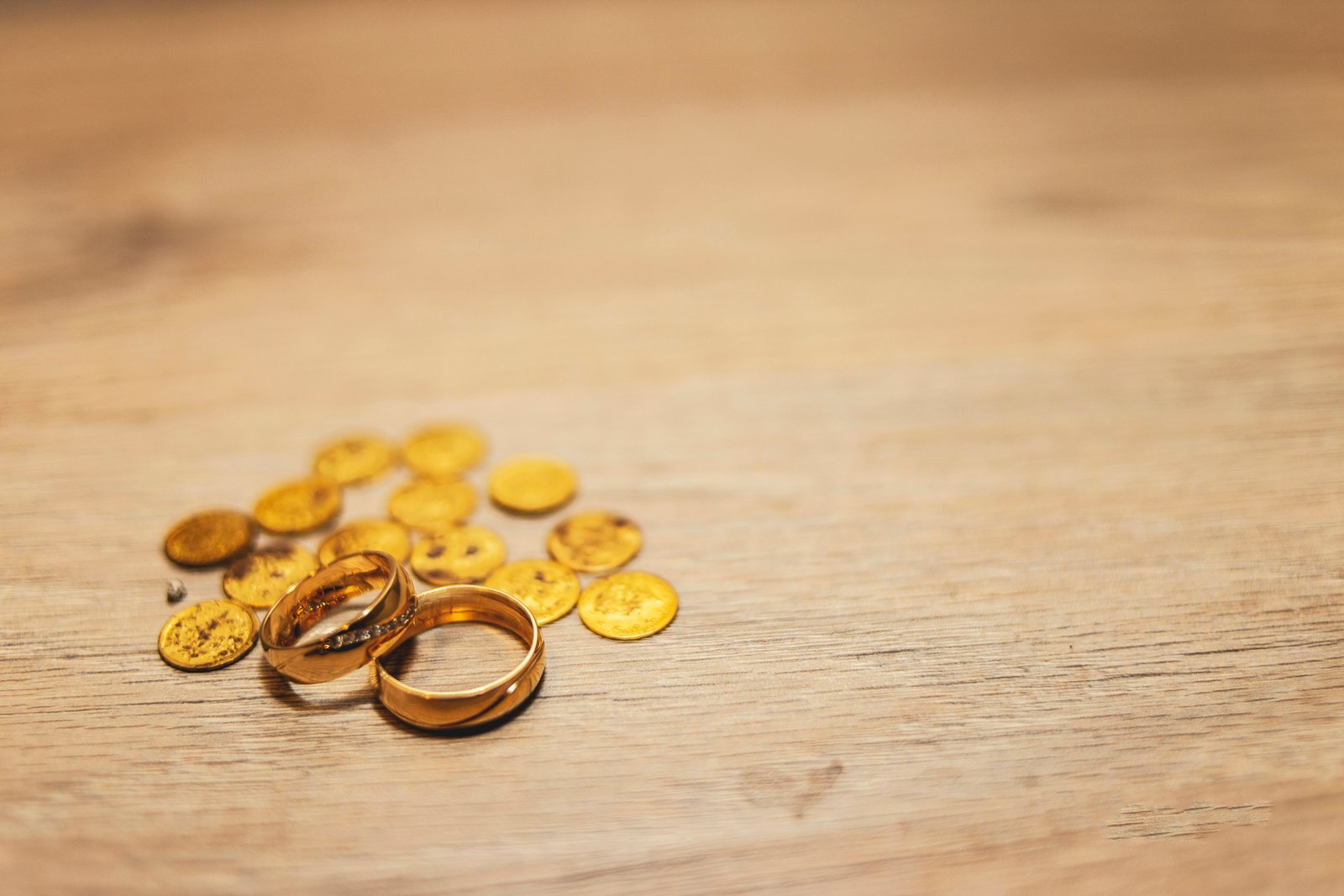 Matrimonio senza debiti: Guida facile per un budget nuziale rilassato